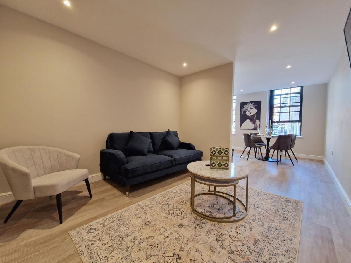 Aire Apartments Лийдс Екстериор снимка