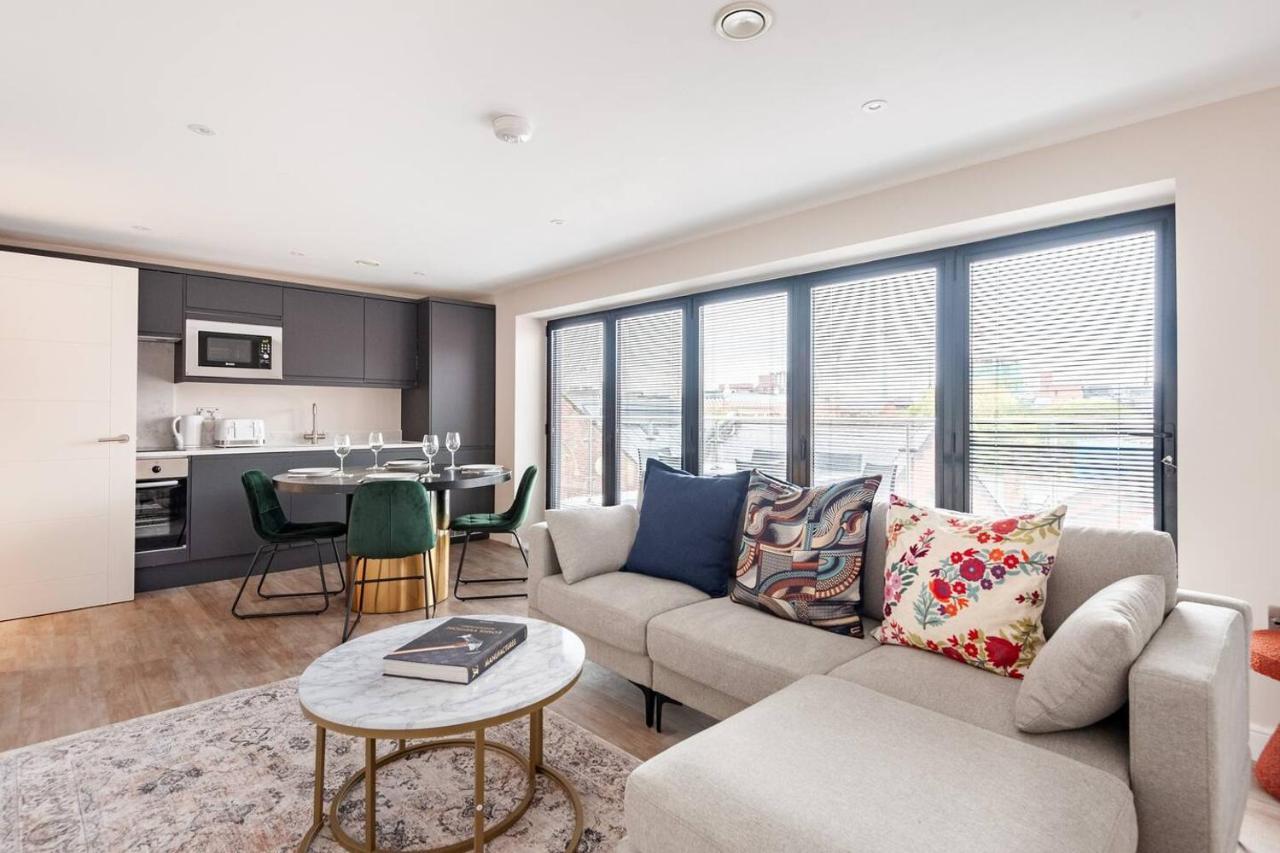 Aire Apartments Лийдс Екстериор снимка