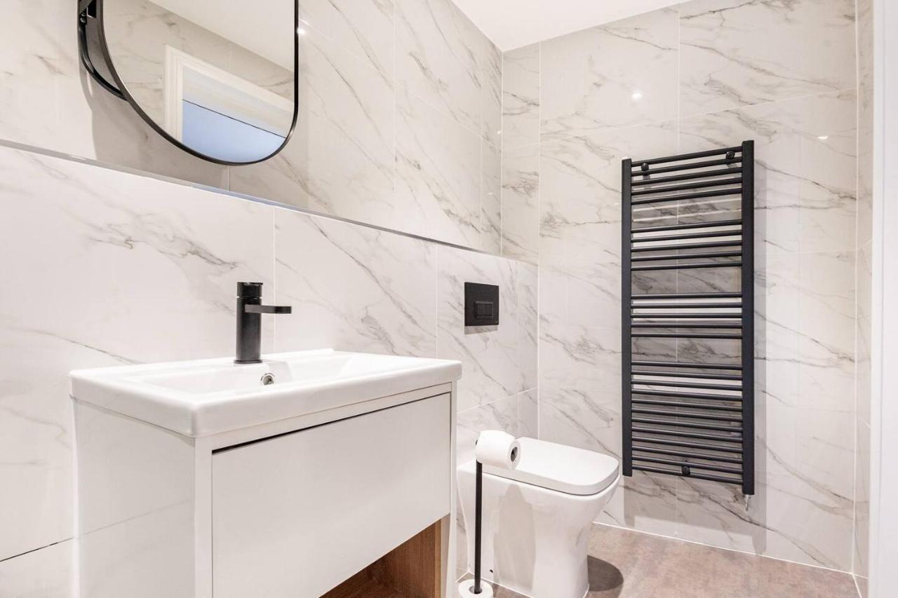 Aire Apartments Лийдс Екстериор снимка