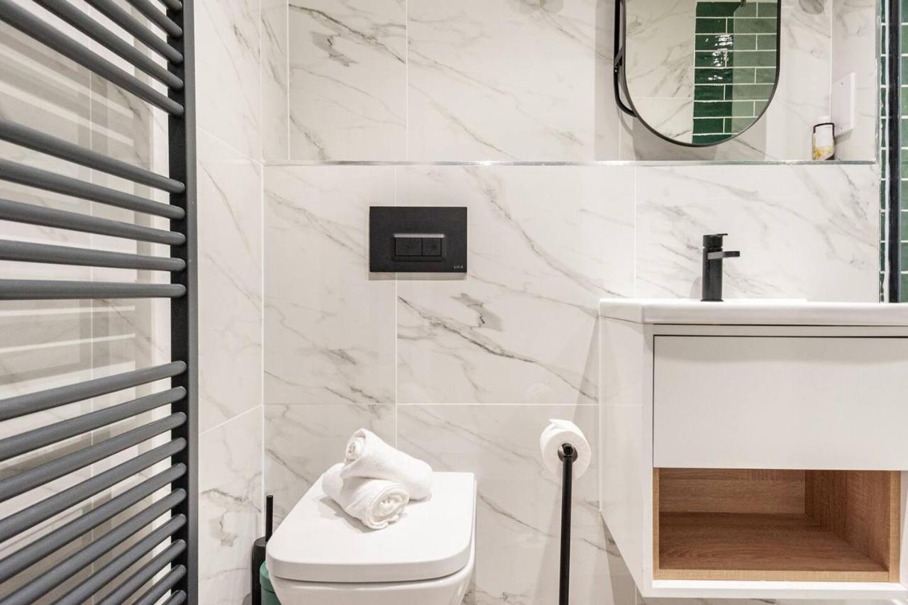Aire Apartments Лийдс Екстериор снимка